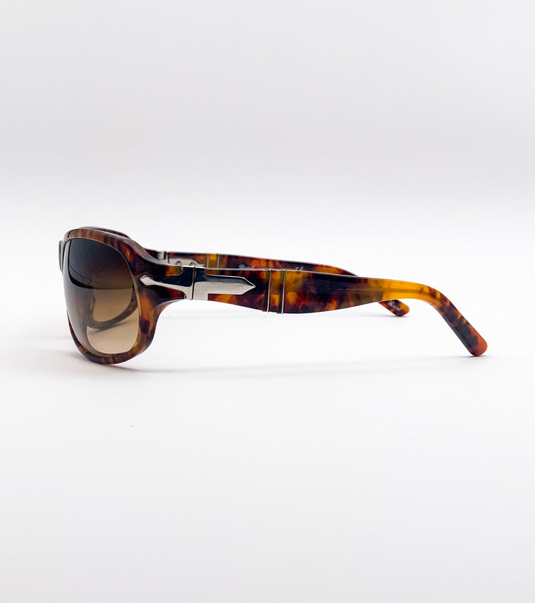 Occhiali da sole Persol avvolgenti PO2864S - dettaglio
