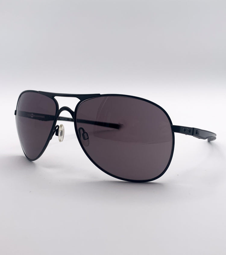 Occhiali da sole Oakley PLAINTIFF OO4057 - vista laterale