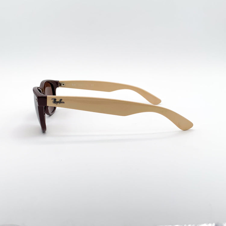 Ray-Ban Occhiali da sole Ray Ban 2132 - dettaglio